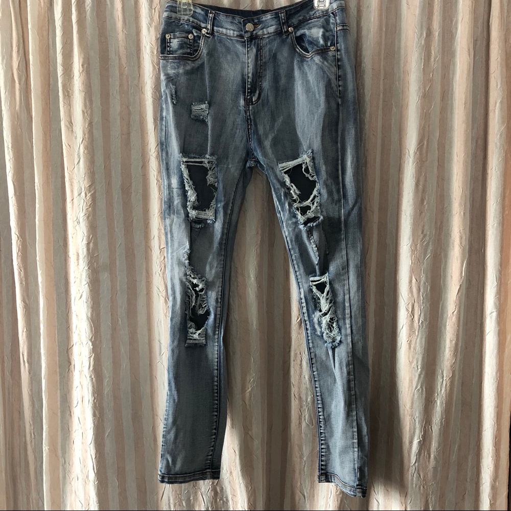 Ripped Jeans